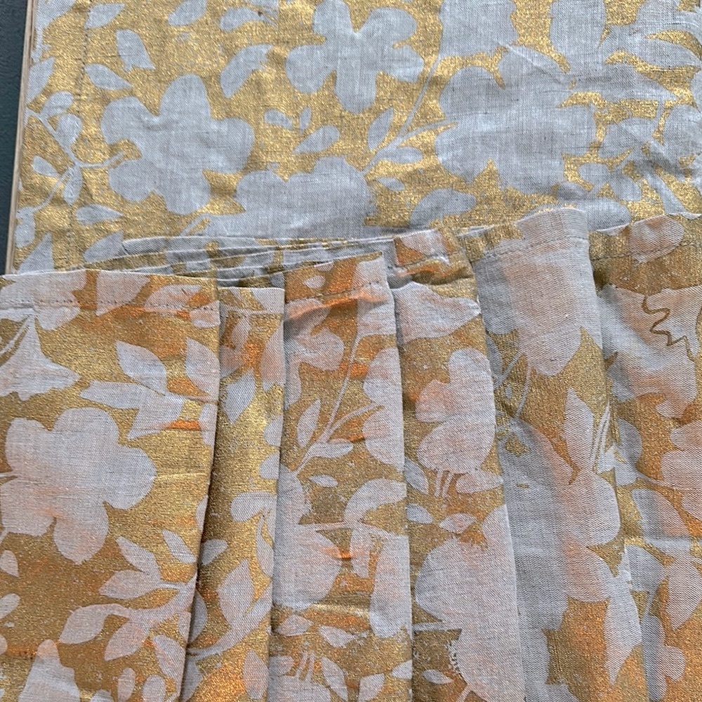 Crate&Barrel Gold and Gray Floral table runners & napkins set